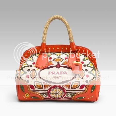 New-Prada-handbag.jpg