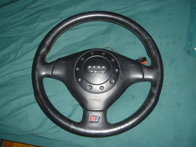 24693d1162847084-a4-steering-wheel-question-a4sportwheel001.jpg