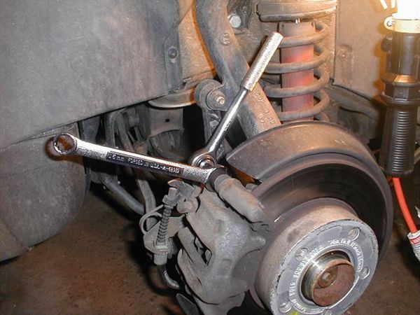 wheel139-wrench_socket.jpg