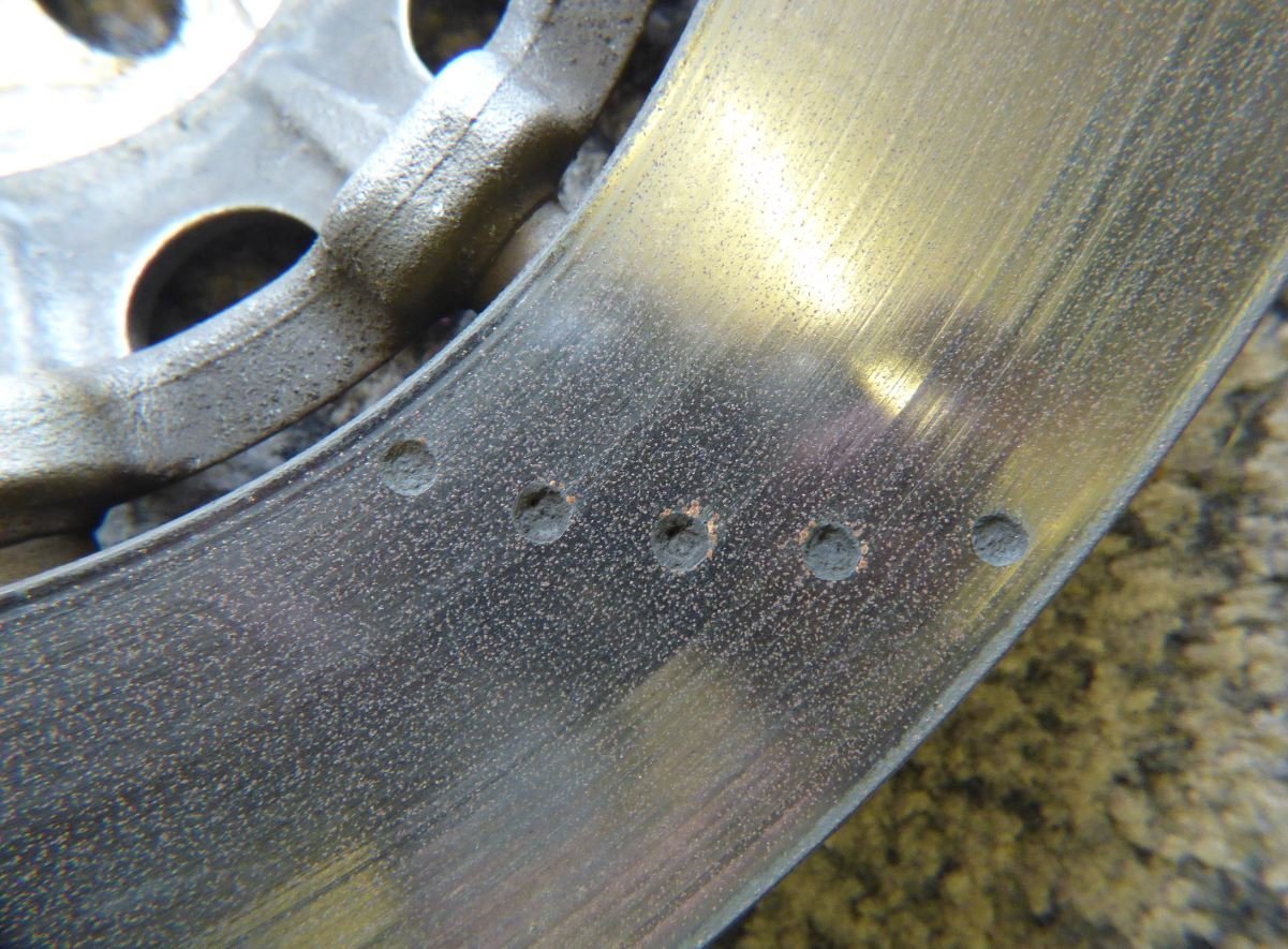 Inside face detail near side disc