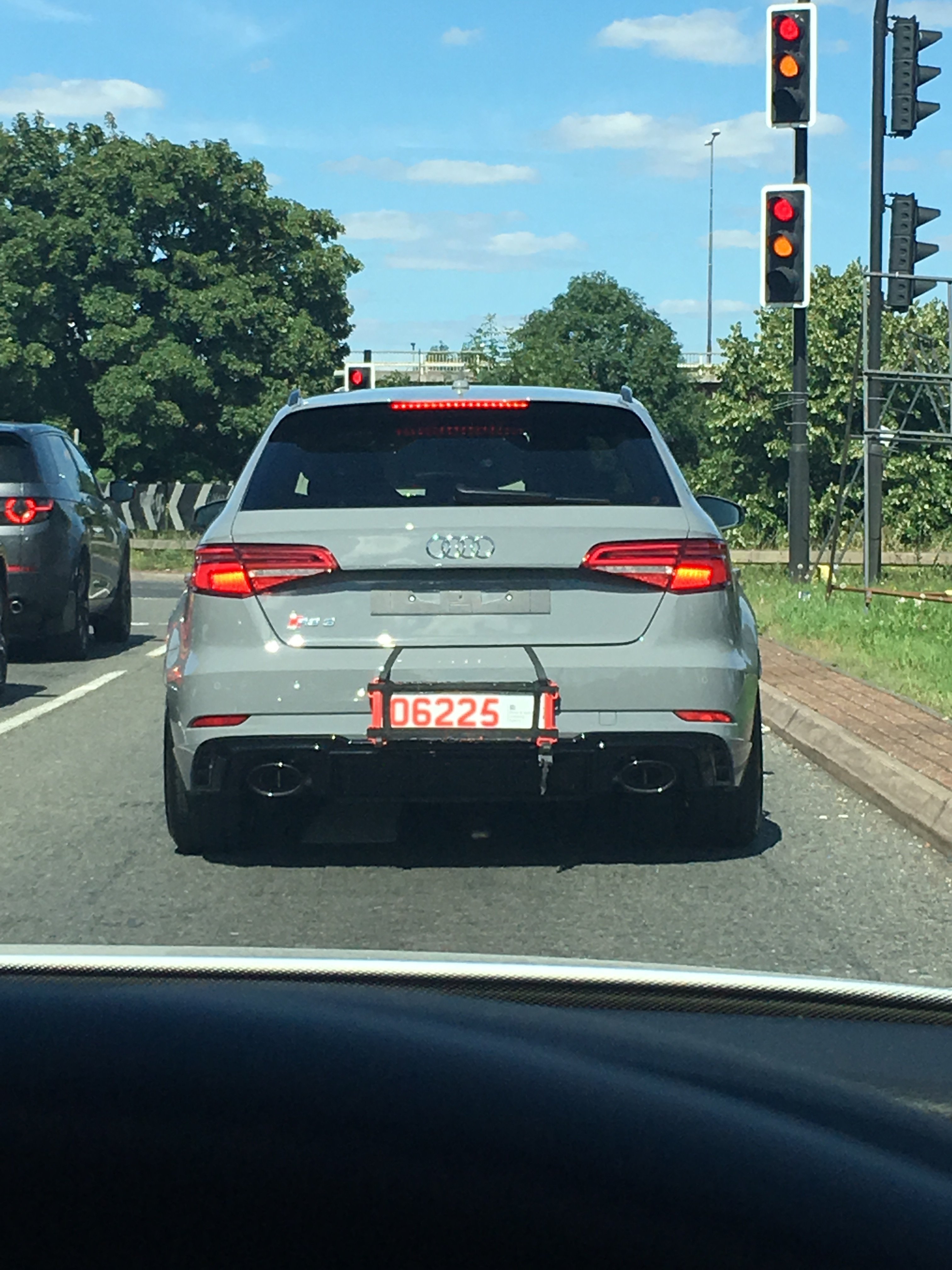 Rs32