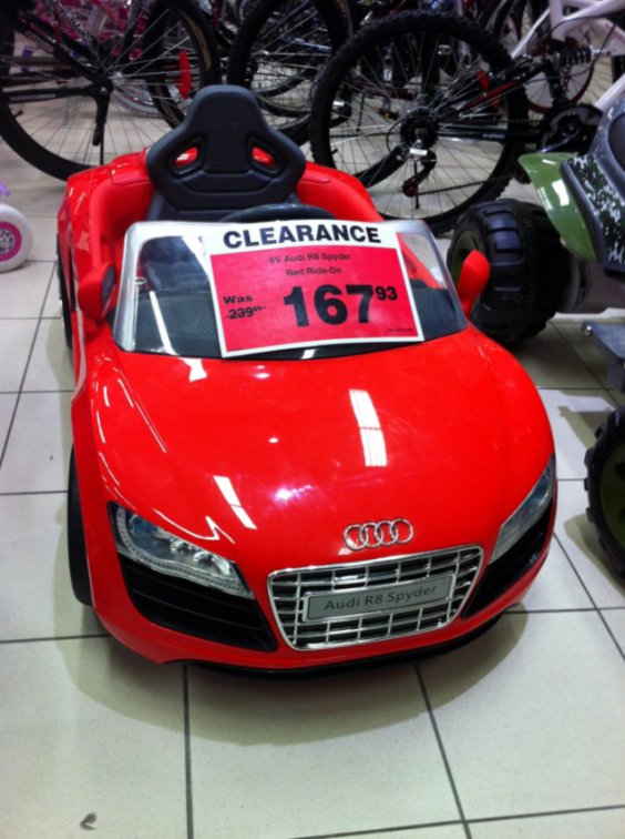 R8 Misano Red