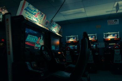 Racing arcade game.jpg