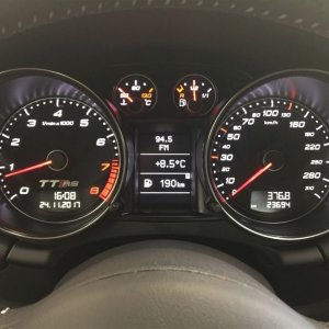 Audi-TT-2012 (2)