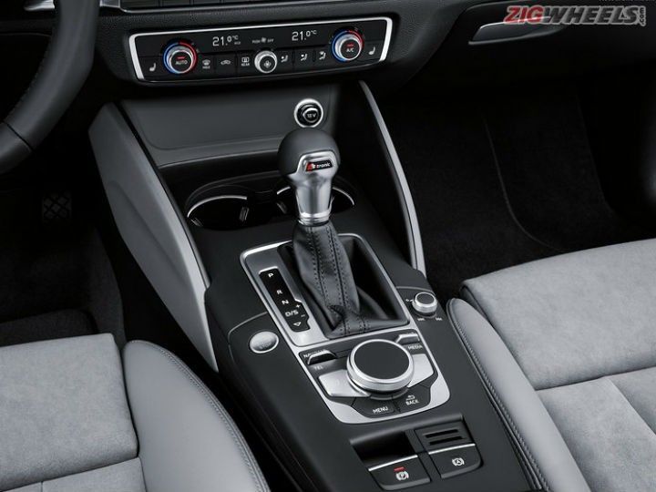 audi-a3_sedan-2017-1600-m_720x540.jpg